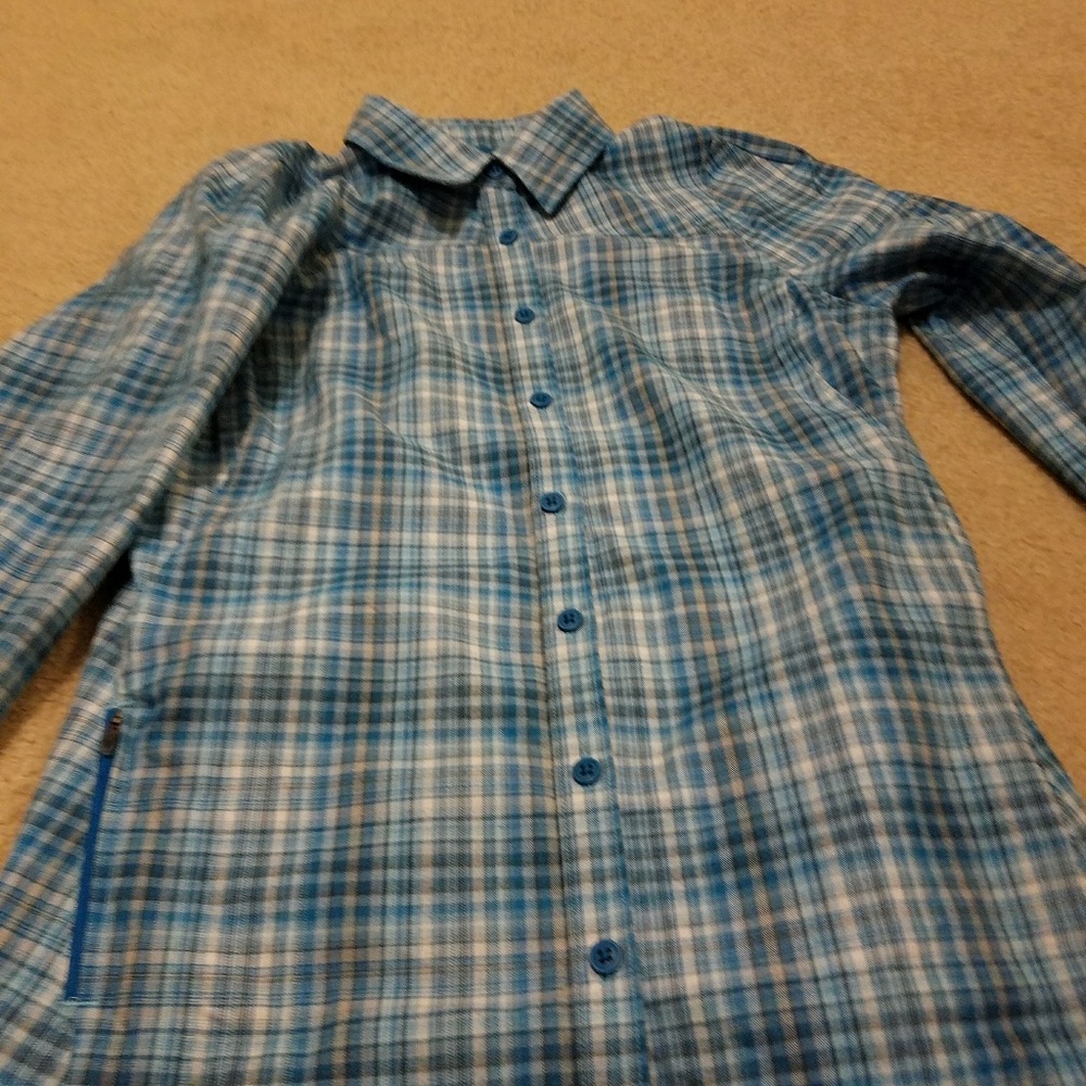 Woman's Columbia Omni-Shade Long Sleeve